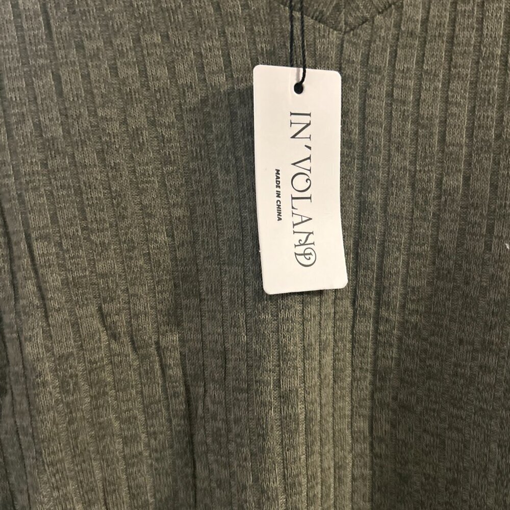 NWT IN'VOLAND Casual Long Sleeve V-Neck Shirt | 24W | Olive - Picture 4 of 4